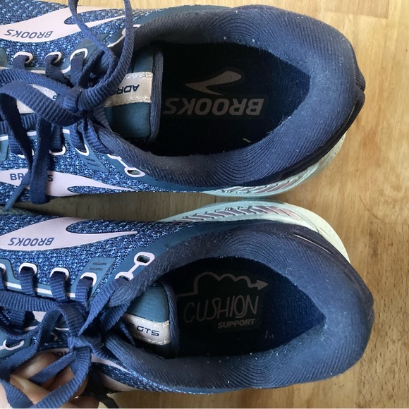 Brooks size 8.5 medium Adrenaline 22 GTS Support Shoe Navy Purple - Picture 6 of 11
